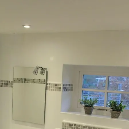 Feike Comfortable Vacation Apartment Zetel