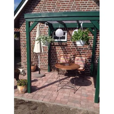 Apartment Feike Comfortable Vacation Zetel